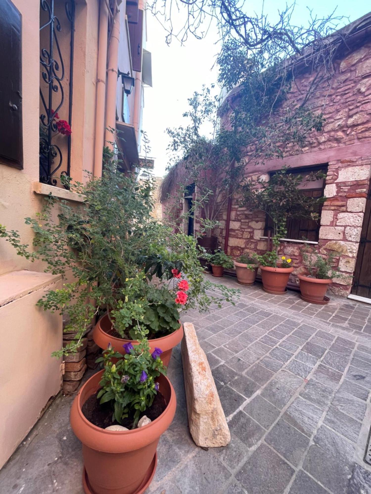 Odyssey House Chrissi Akti Chania Exterior foto